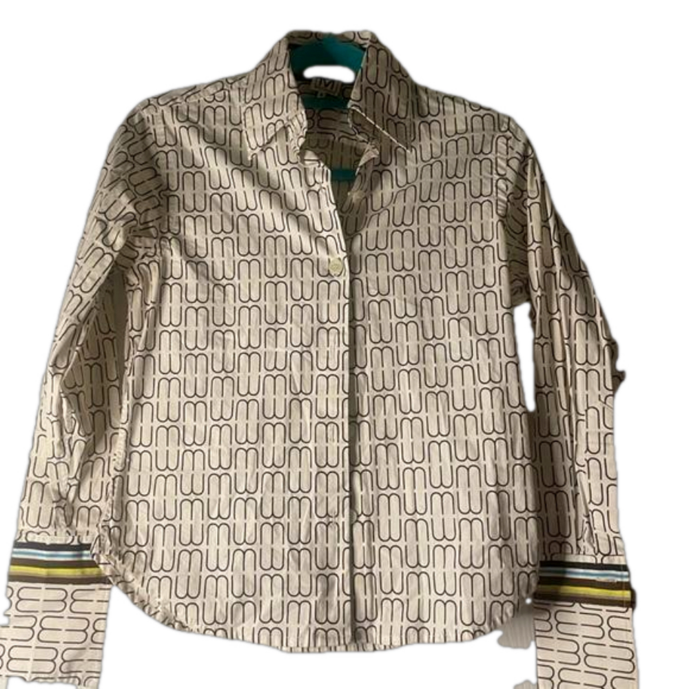 Winter & Miggs top size 4. Not the chicest of your friends? send them this…. U13